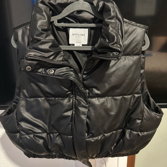 Offline Jackets & Blazers - EUC: Offline by Aerie Sleek Black Faux Leather Puffer Vest Size XL!